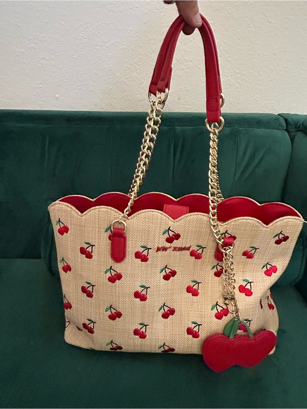 Betsey Johnson 🍒 
Embroidered Cherry Straw Tote  EUC - Picture 2 of 16